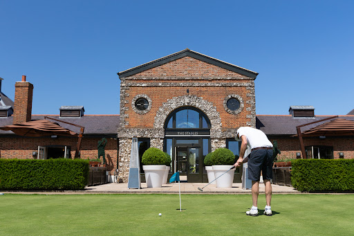 Golf at The Grove - Thumbnail