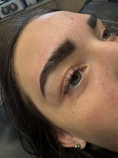 Esti Em - Visual