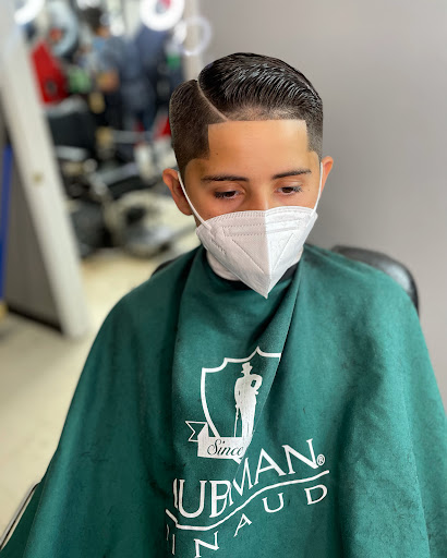 Good Hair Barber Lounge - Thumbnail