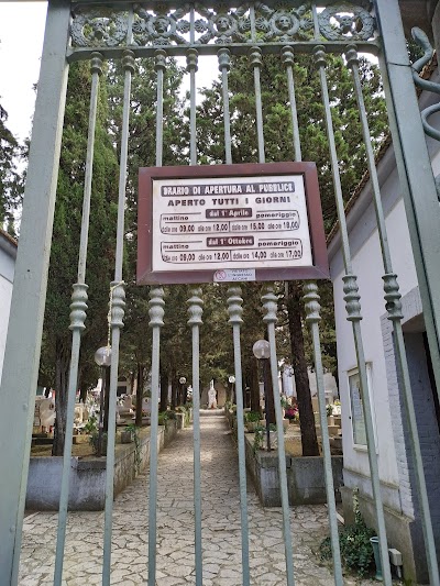 Cimitero Montecalvo Irpino