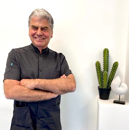 Photo n°26 de Docteur Thierry BESINS - Chirurgien Esthétique à Nice (Clinique de chirurgie plastique)