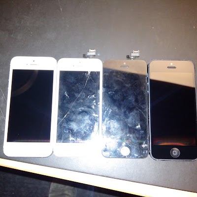 Photos of The Cell Phone Dr.