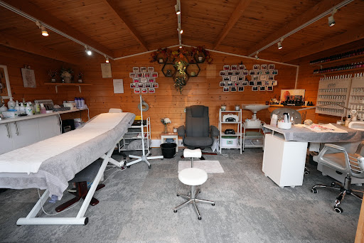 Caterham Beauty Therapist - Salon