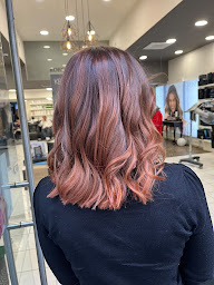 Photo n°15 de Roberto Stari - Salon de Coiffure - Lyon 3 Cours Lafayette à Lyon (Salon de coiffure)