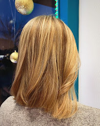 Photo n°25 de Naïg Coiffure à Acigné (Barbier)