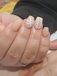 Photo n°13 de CUBA NAILS ART à Niort (Salon de manucure)