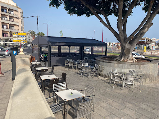 Muelle Viejo Lounge Café