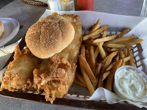 Lunker's - Visual