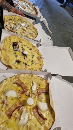 Photo 4 - Pizza Family