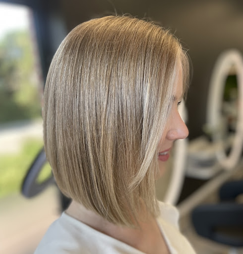 Julia Ennen Hair & Beauty - Thumbnail