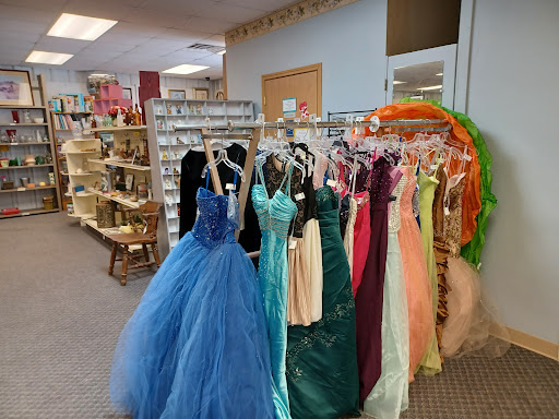 Dime & Dollar Thrift Store - Thumbnail
