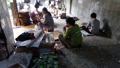 Photos of Putra Insan Keramik & Craft Kasongan Jogja