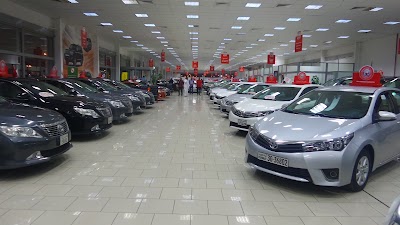Photos of Al Sayer Toyota Used Car Showroom