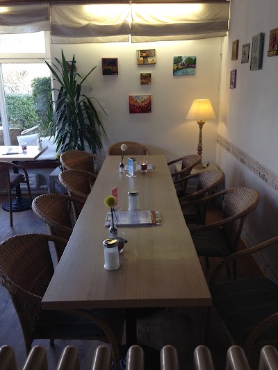 Photos of Caf&eacute; Hahn