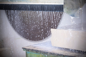 Photo n°9 de Le Bâtiment Associé à Muizon (Tailleur de pierre)