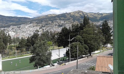 Photos of Centro De Especialidades Sur Occidental IESS