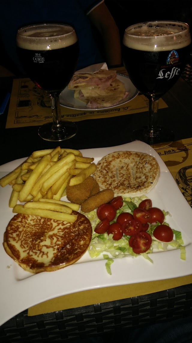 Sisters Pub