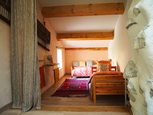 Photo n°21 de Izon Nature : hébergements insolites, chambres et table d'hôtes dans les Baronnies Provençales à Izon-la-Bruisse (Chambre d'hôtes)