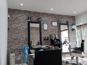 Photo n°1 de DUBAI COIFFURE à Montceau-les-Mines (Salon de coiffure)