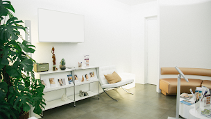 Photo n°1 de Centre Victoire Haussmann - Médecine esthétique, laser, épilation et détatouage à Paris (Service de détatouage)