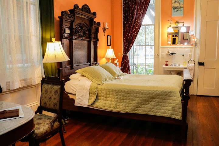 La Belle Esplanade by null