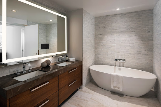 Pacific Gate By Bosa by null