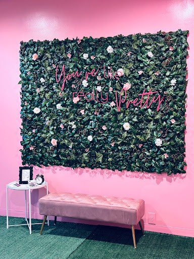 Victoria's Room - Thumbnail