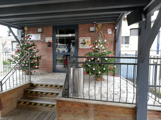 Photo 2 - Le Houga Burger
