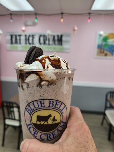 Southern Sweets Old Fashioned Ice Cream Parlor - Thumbnail