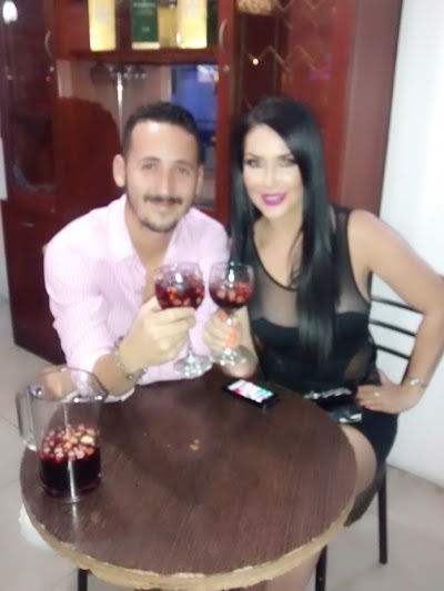 Photos of Fan&aacute;ticos Sports & Grill