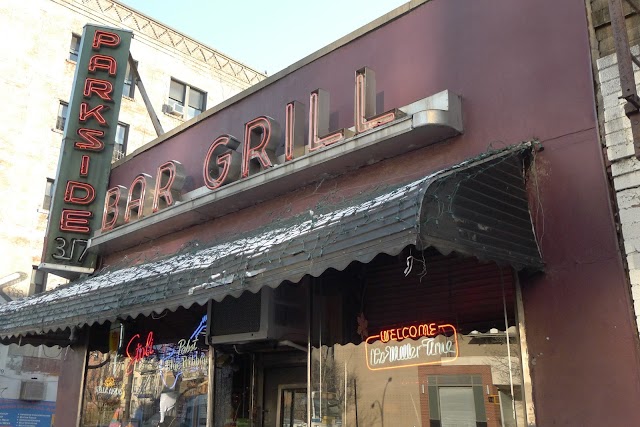 Parkside Lounge