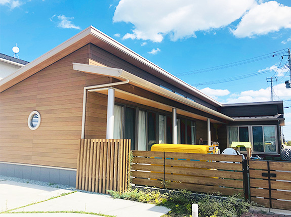 バイリンガル保育園なないろの里