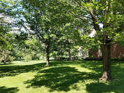 Carriage Barn Visitor Center