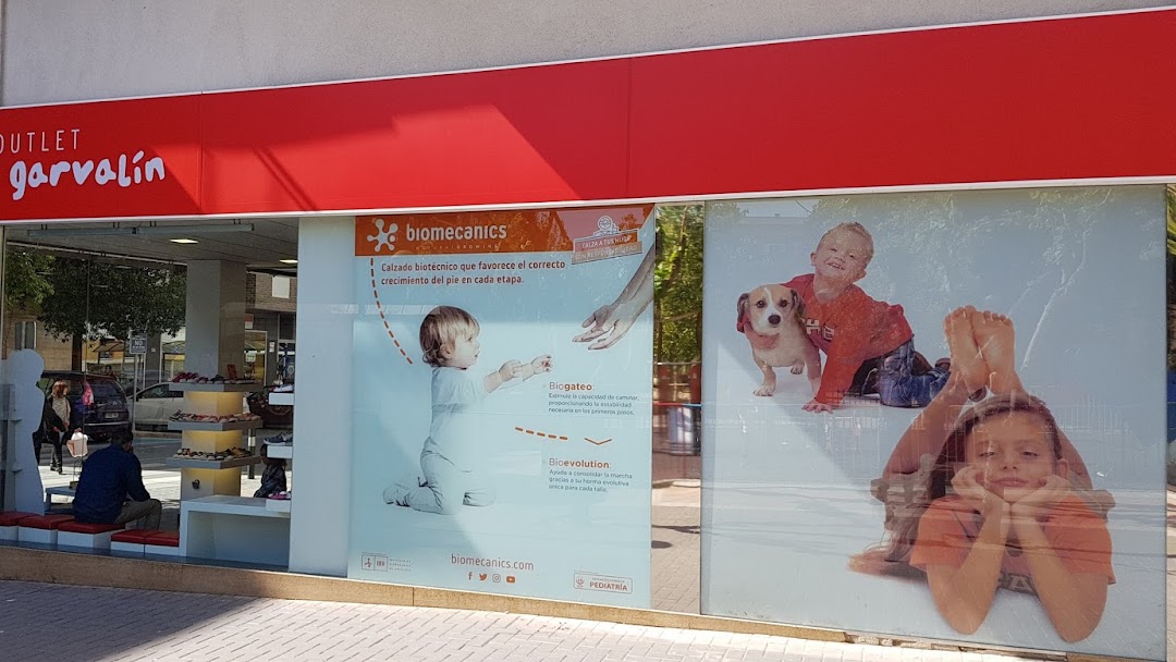 OUTLET ZAPATOS INFANTILES GRUPO - Zapatería en Molina de Segura