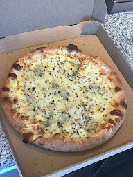 Photo n°7 de La Cahute à Saint-Cézaire-sur-Siagne (Pizzeria)