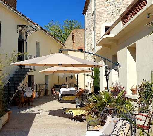 Photo de La parenthèse Thuir Gîte indépendant 4 étoiles piscine chauffée