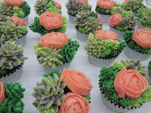 Cake About - Visual