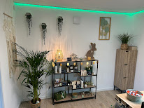 Myli Nails Studio à Sermérieu