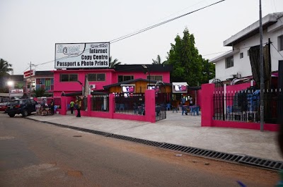 Photos of SHARPNET Internet Cafe, Copy Centre & Photo Lab