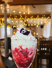 Knickerbocker Glory
