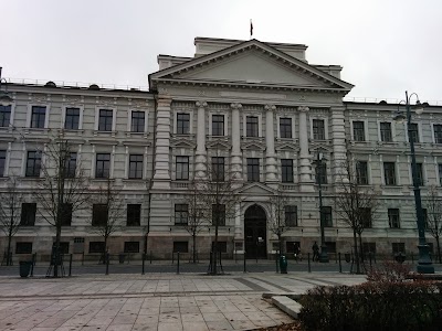Photos of Luki&scaron;kių aik&scaron;tė