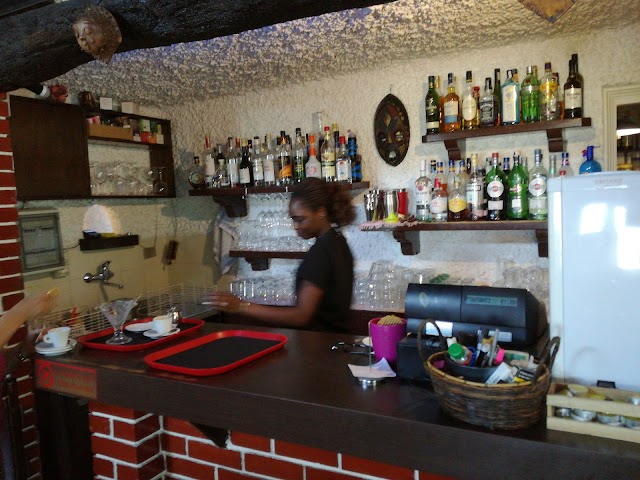 Bar Snoopy