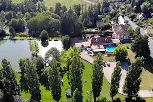 Gîtes et Chambres d'hôtes Dordogne - Le Domaine de l'Etang de Sandanet image