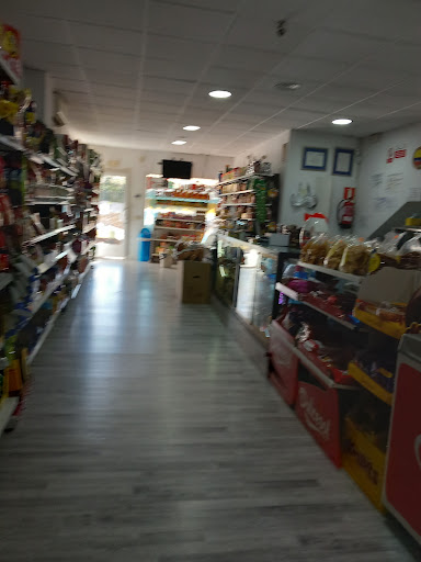 Locutorio Fuente El Saz El Pilón, Wester Union, RIA, Moneygram, Small World, Titanes Celeritas, DHL GLS Amazons Devoluciones - Thumbnail