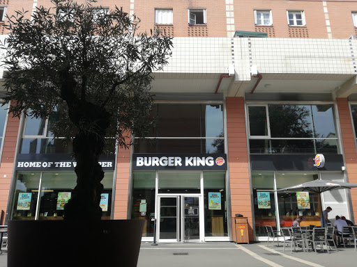 Photo 10 - Mac Burger 78