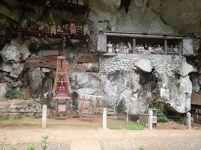 Photos of Wisma Monton