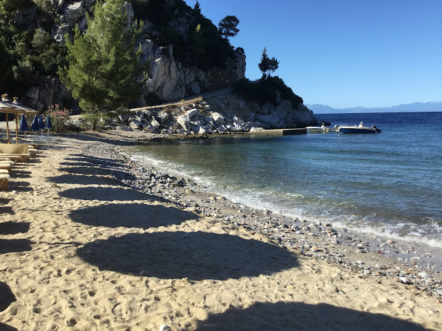 Limnonari Beach Rooms by null