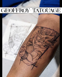 Photo n°13 de Geoffroy tatouage à Fussey (Tatoueur)