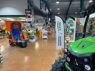 Photo n°3 de Ets Cottier SAS à Sainte-Sigolène (Magasin de matériel de motoculture)