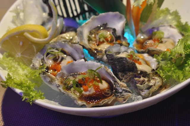 Luna Asian Bistro & Lounge 日本料理